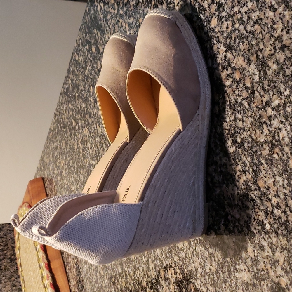 ♦️♦️ SOLD ♦️♦️ JustFab Wedge Heel - Picture 3 of 9